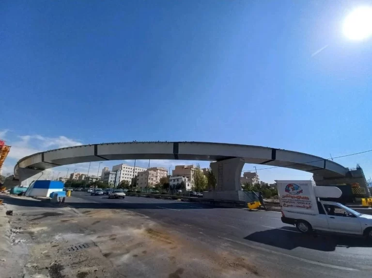 پل تقاطع بزرگراه باقری با بزرگراه زین الدین